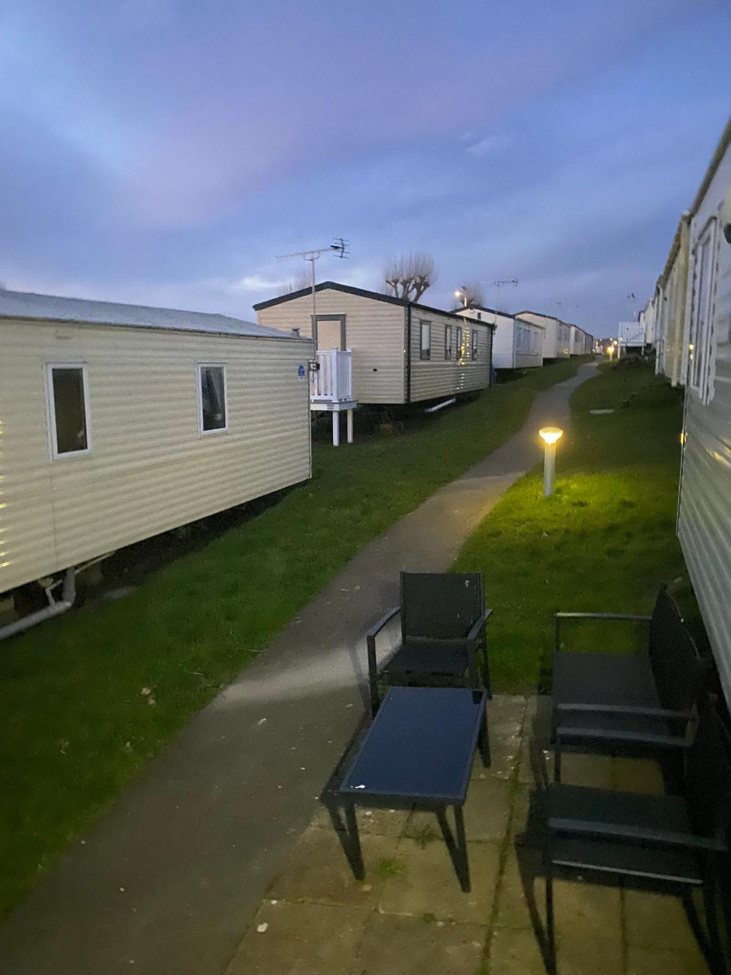 Modern & Homley 3br Caravan * Hastings